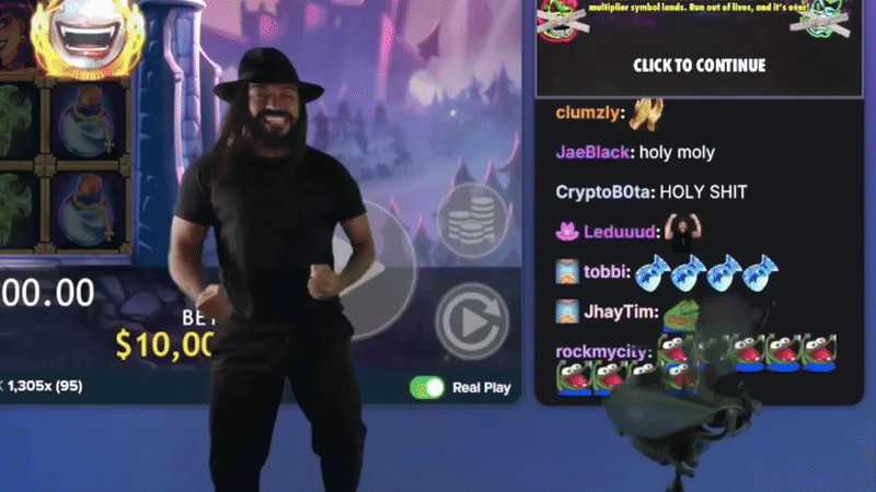 Roshtein celebrating